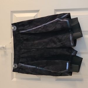 Lululemon Bold Lines special edition Surge short Smoked Spruce Tidal Dye lined